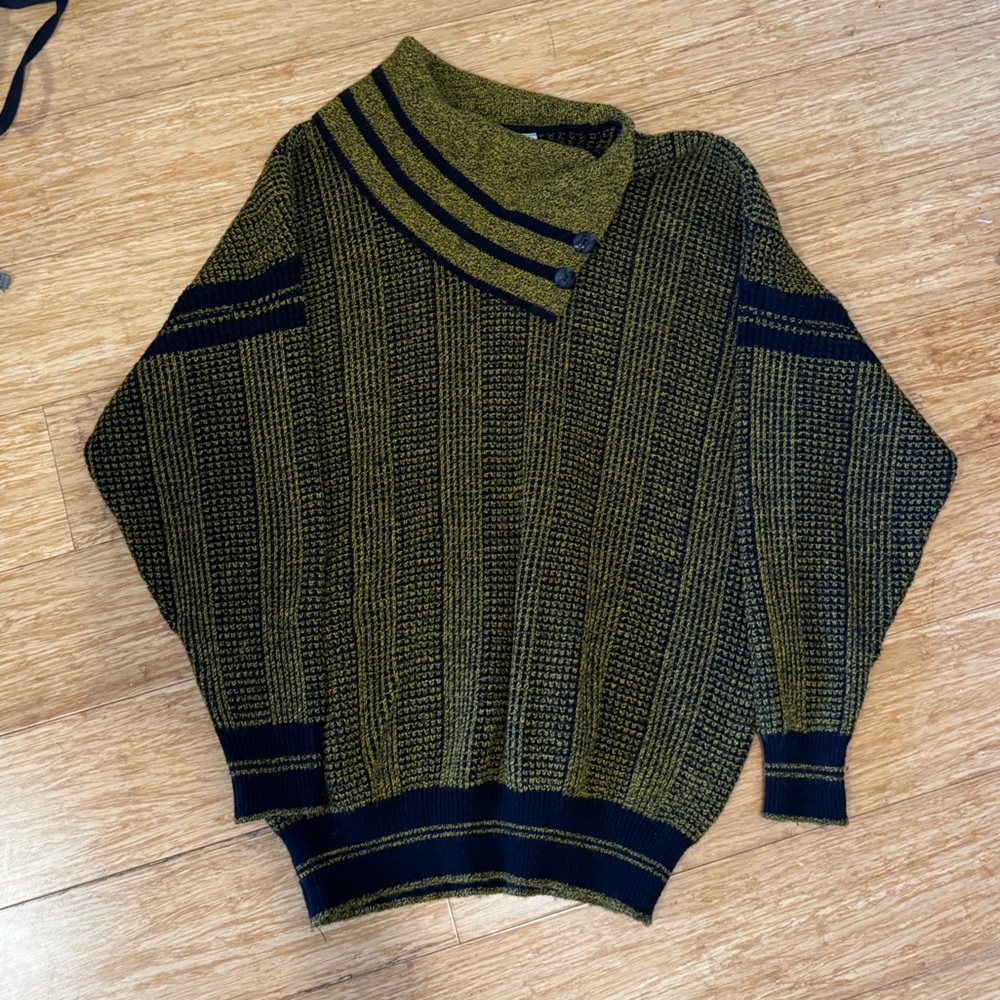 Vintage Designer Knit yellow black fold over collar sweater
